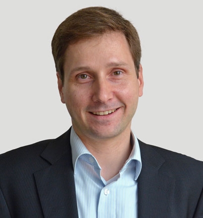 Dr. Christian Busch